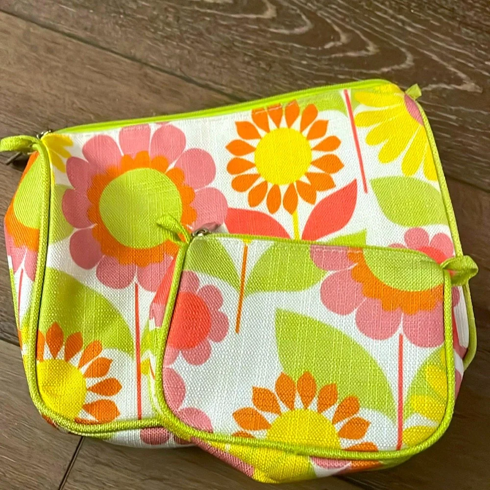 NWOT! 2 piece Clinique Cosmetics Bag.